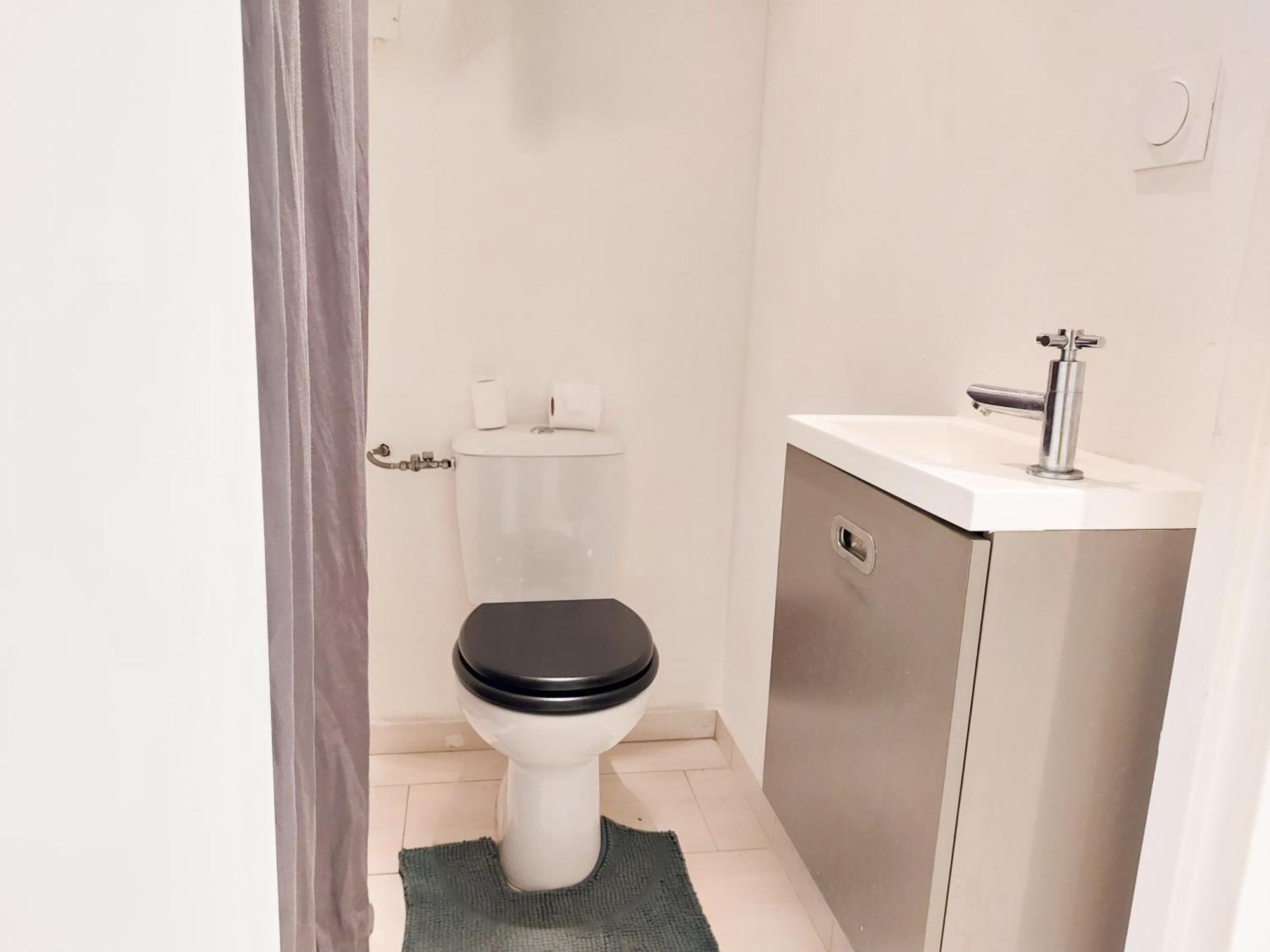 Charmant Appartement Pres Du Marche, Gare Et Port A 5Mn Тулон Екстериор снимка